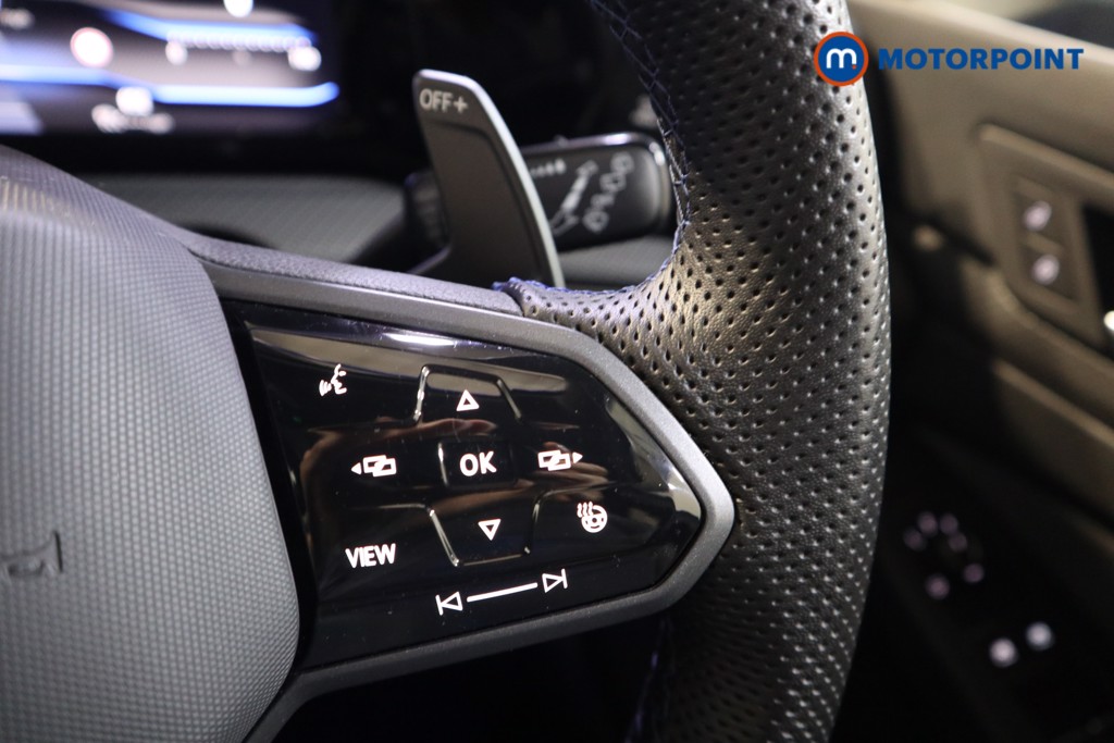 Volkswagen Golf R Automatic Petrol Hatchback - Stock Number (1564606) - 4th supplementary image
