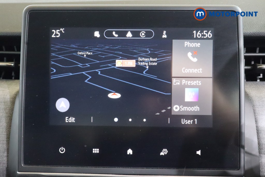 Renault Clio Evolution Manual Petrol Hatchback - Stock Number (1564693) - 4th supplementary image