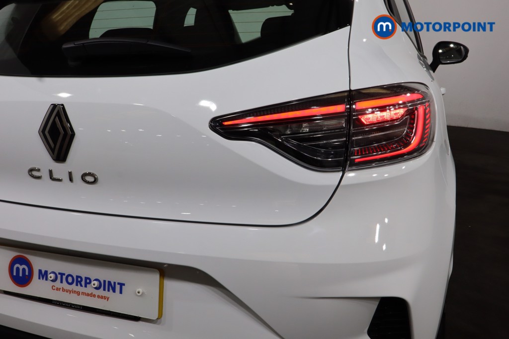 Renault Clio Evolution Manual Petrol Hatchback - Stock Number (1564693) - 28th supplementary image
