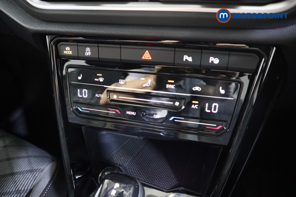 Volkswagen T-Roc R-Line Automatic Petrol SUV - Stock Number (1565023) - 7th supplementary image