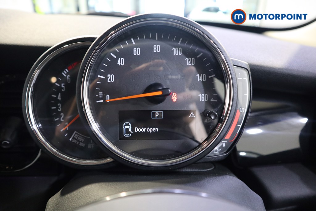 Mini Hatchback Cooper Classic Automatic Petrol Hatchback - Stock Number (1565024) - 5th supplementary image