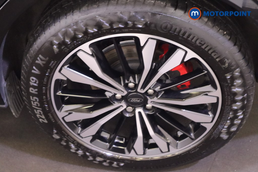 Ford Kuga St-Line X Edition Manual Petrol SUV - Stock Number (1565064) - 9th supplementary image