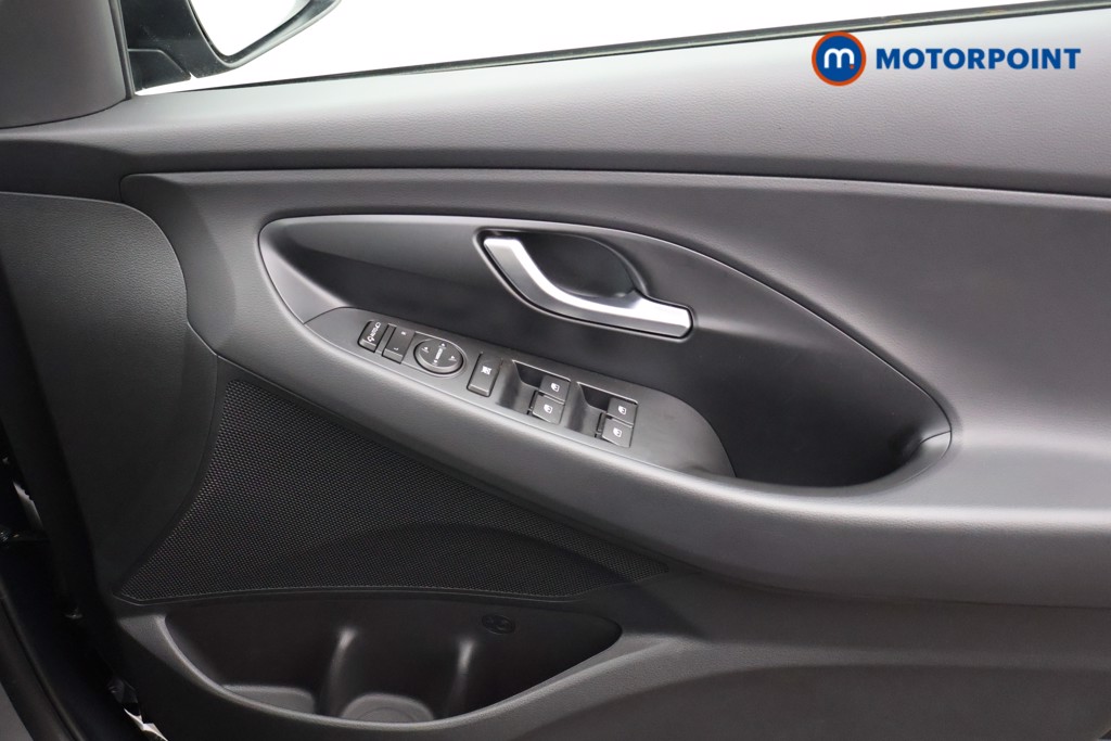 Hyundai I30 Premium Automatic Petrol Estate - Stock Number (1565198) - 8th supplementary image