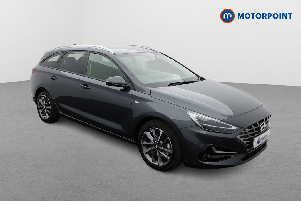 Hyundai I30 Premium Automatic Petrol Estate - Stock Number (1565198) - Drivers side front corner