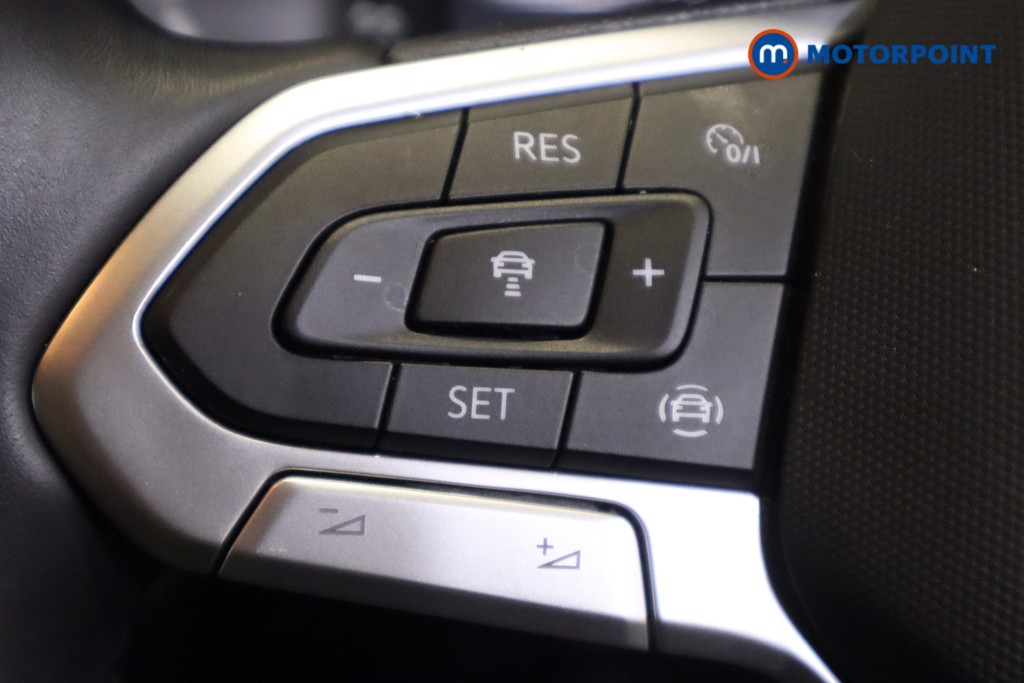Volkswagen T-Cross Black Edition Manual Petrol SUV - Stock Number (1565444) - 15th supplementary image