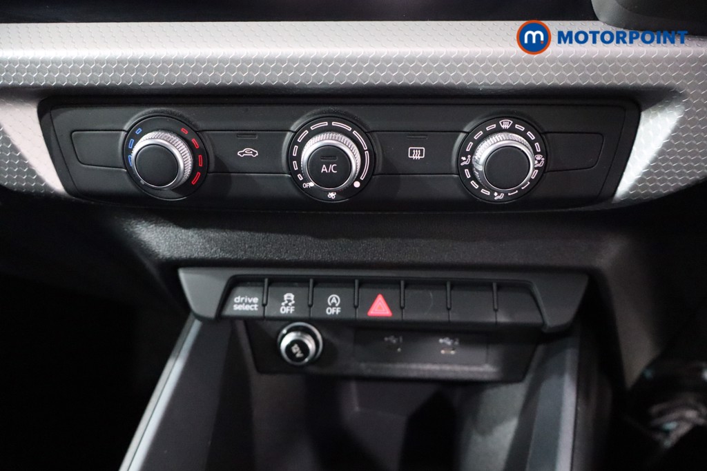 Audi A1 Black Edition Manual Petrol Hatchback - Stock Number (1565463) - 17th supplementary image