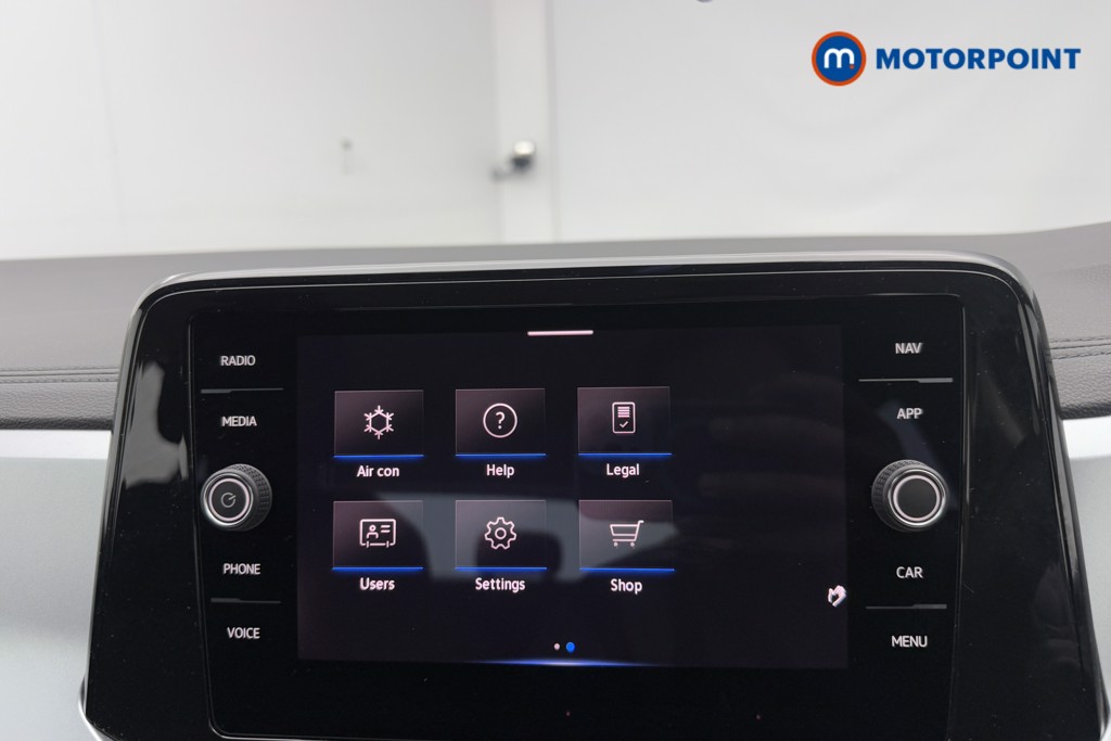 Volkswagen T-Roc Life Automatic Petrol SUV - Stock Number (1565587) - 6th supplementary image