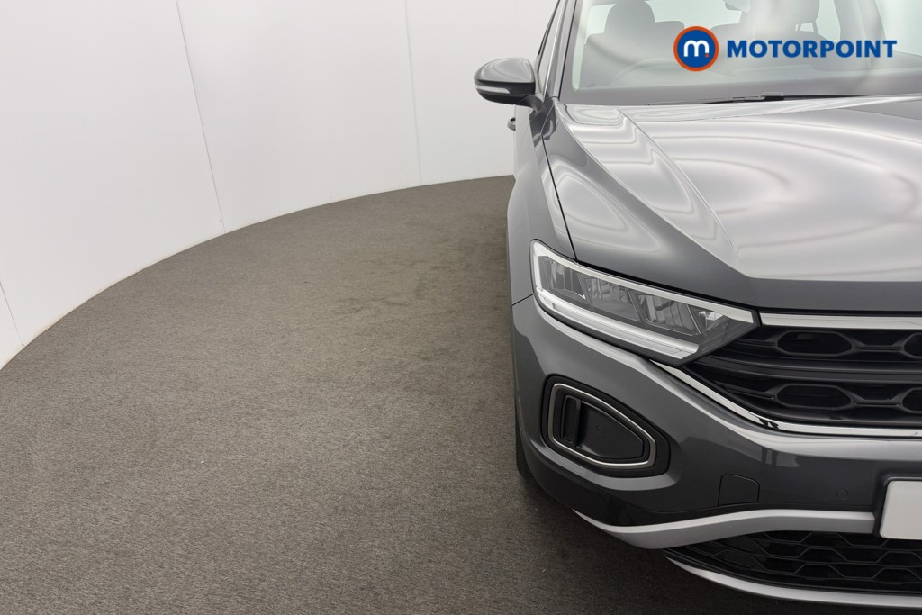 Volkswagen T-Roc Life Automatic Petrol SUV - Stock Number (1565587) - 21st supplementary image