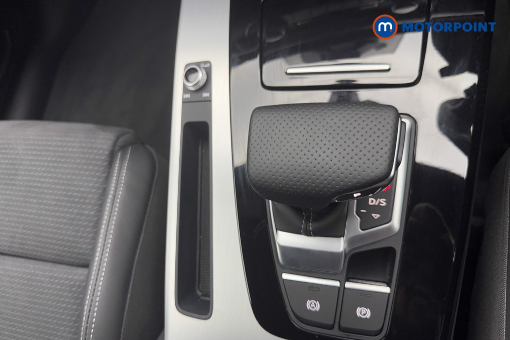 Audi Q5 S Line Automatic Diesel SUV - Stock Number (1565603) - 12th supplementary image