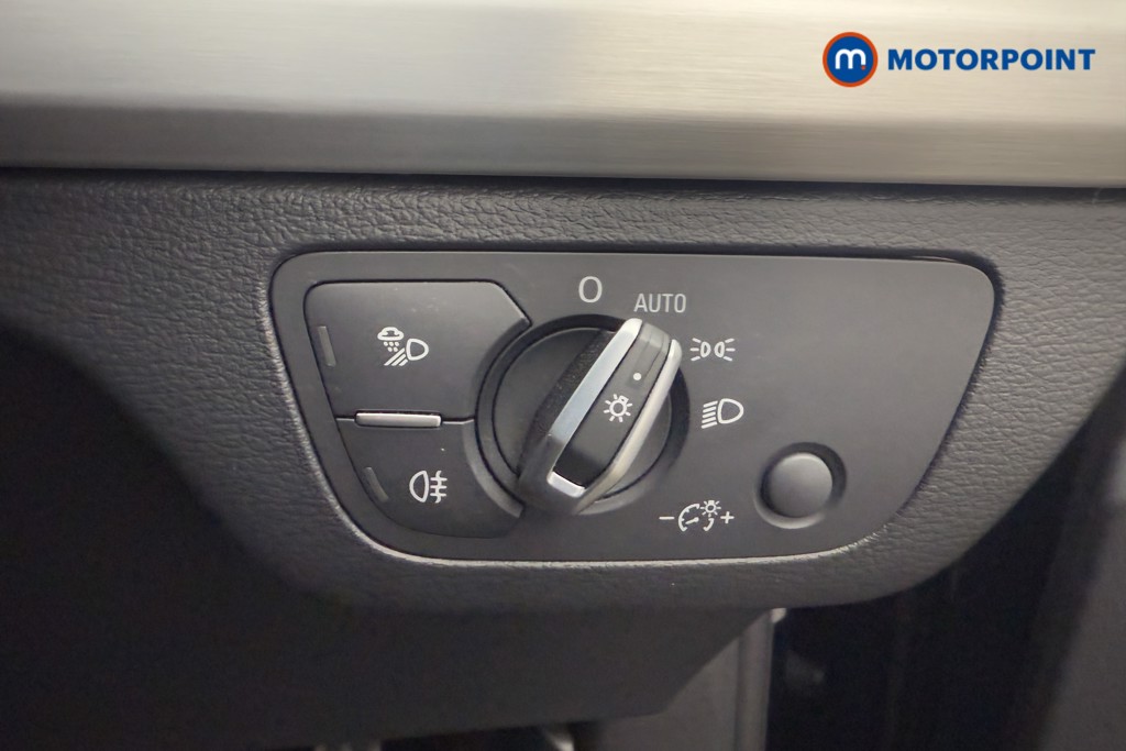 Audi Q5 S Line Automatic Diesel SUV - Stock Number (1565603) - 15th supplementary image