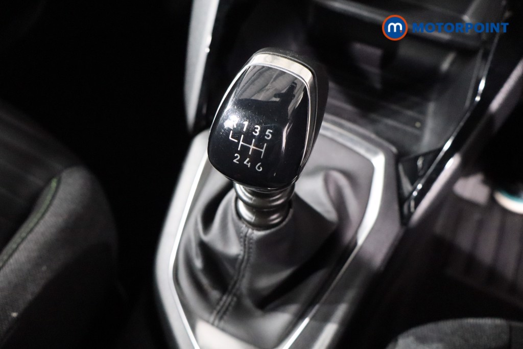 Peugeot 2008 Active Manual Petrol SUV - Stock Number (1565942) - 14th supplementary image