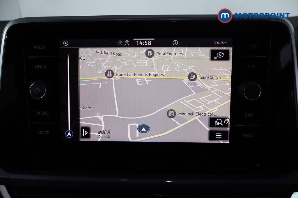 Volkswagen T-Roc Style Manual Petrol SUV - Stock Number (1566027) - 2nd supplementary image