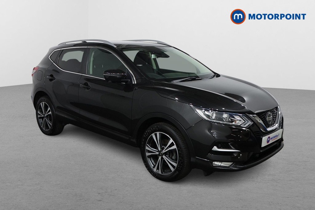 Nissan Qashqai N-Connecta Manual Petrol SUV - Stock Number (1559585) - Drivers side front corner