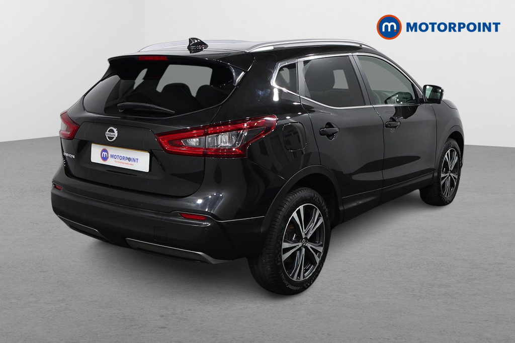 Nissan Qashqai N-Connecta Manual Petrol SUV - Stock Number (1559585) - Drivers side rear corner
