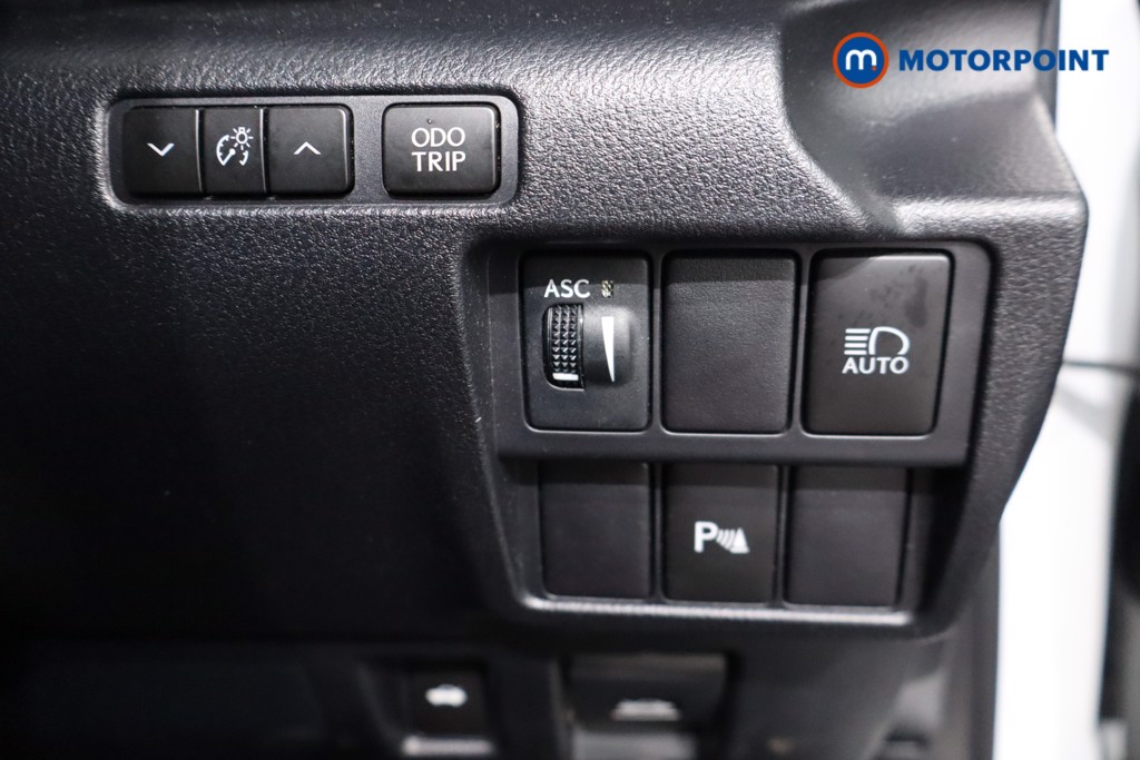 Lexus IS F-Sport Automatic Petrol-Electric Hybrid Saloon - Stock Number (1562732) - 20th supplementary image