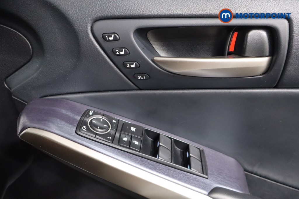 Lexus IS F-Sport Automatic Petrol-Electric Hybrid Saloon - Stock Number (1562732) - 23rd supplementary image