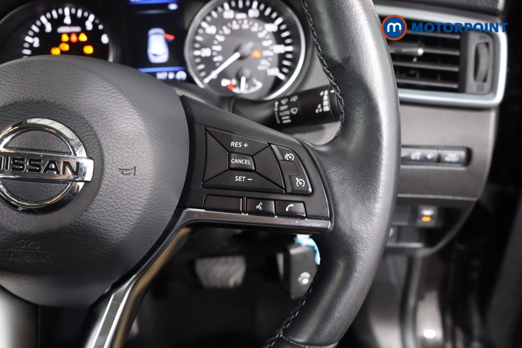 Nissan Qashqai Acenta Premium Automatic Petrol SUV - Stock Number (1564860) - 8th supplementary image
