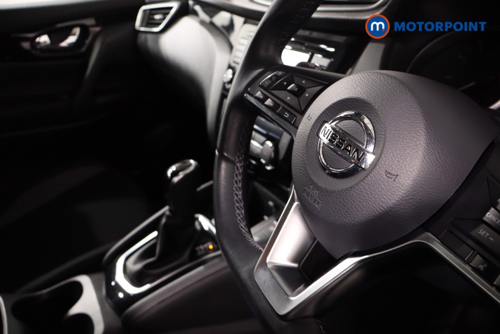 Nissan Qashqai Acenta Premium Automatic Petrol SUV - Stock Number (1564860) - 23rd supplementary image