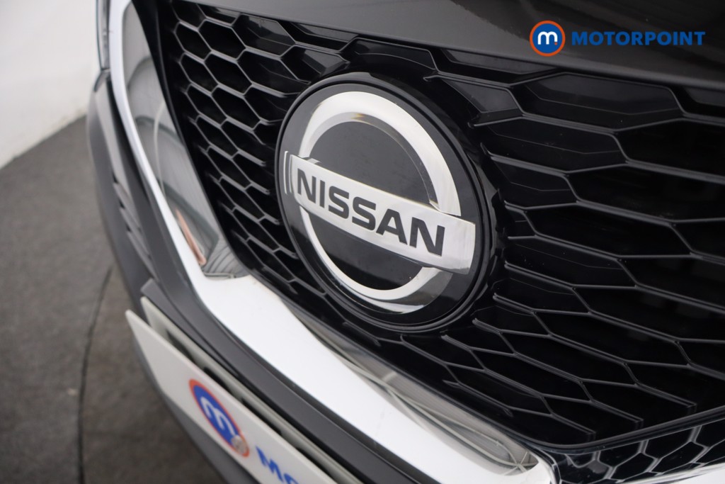 Nissan Qashqai Acenta Premium Automatic Petrol SUV - Stock Number (1564860) - 25th supplementary image