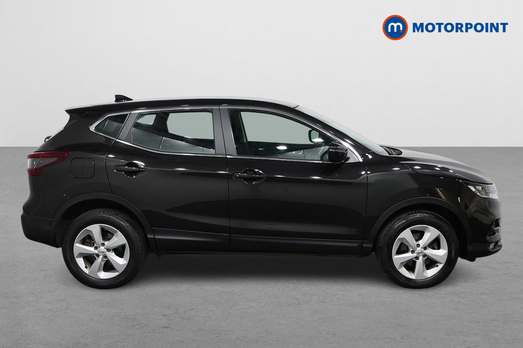 Nissan Qashqai Acenta Premium Automatic Petrol SUV - Stock Number (1564860) - Drivers side