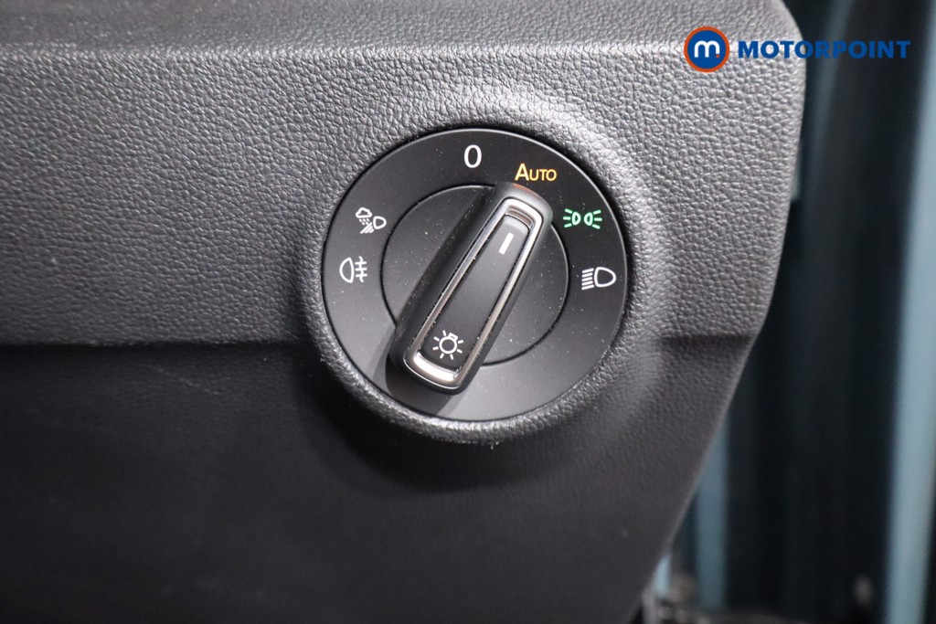 Volkswagen T-Roc Style Automatic Petrol SUV - Stock Number (1564914) - 19th supplementary image