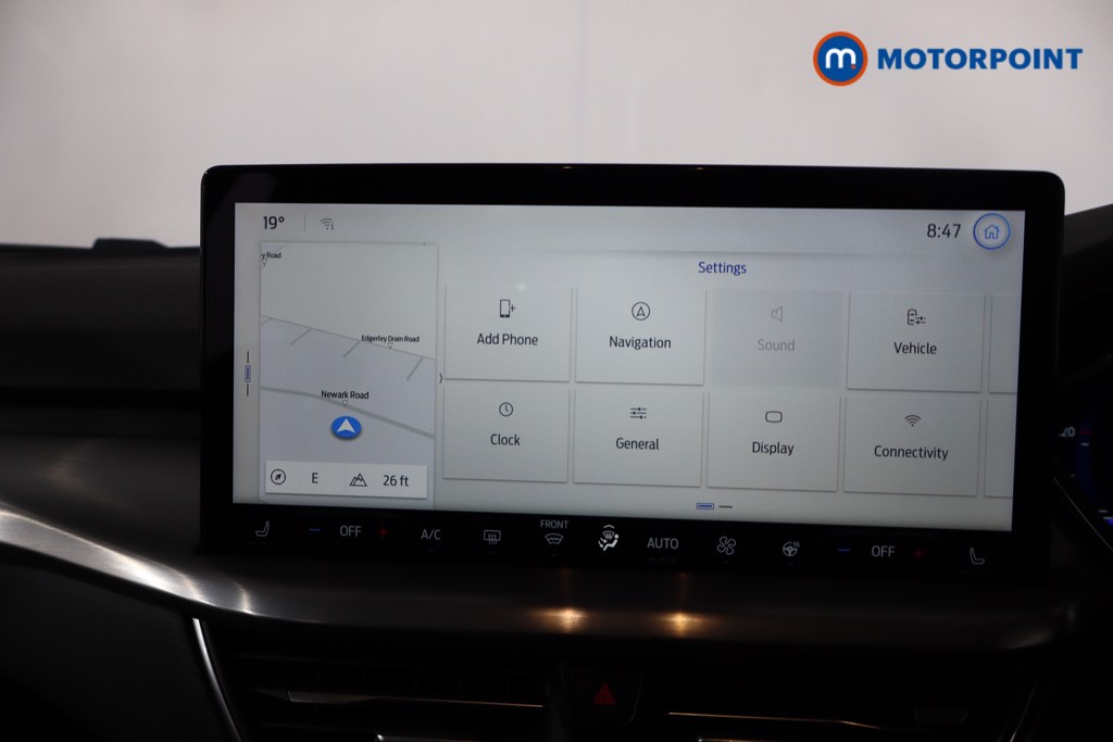 Ford Focus Titanium Vignale Manual Petrol-Electric Hybrid Hatchback - Stock Number (1565840) - 2nd supplementary image