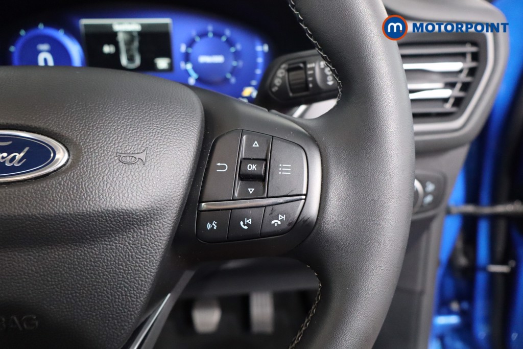 Ford Focus Titanium Vignale Manual Petrol-Electric Hybrid Hatchback - Stock Number (1565840) - 8th supplementary image
