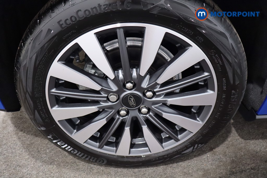 Ford Focus Titanium Vignale Manual Petrol-Electric Hybrid Hatchback - Stock Number (1565840) - 9th supplementary image