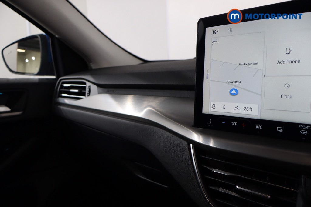 Ford Focus Titanium Vignale Manual Petrol-Electric Hybrid Hatchback - Stock Number (1565840) - 19th supplementary image
