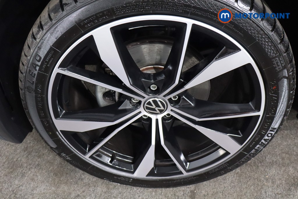 Volkswagen Tiguan R-Line Automatic Diesel SUV - Stock Number (1565992) - 9th supplementary image
