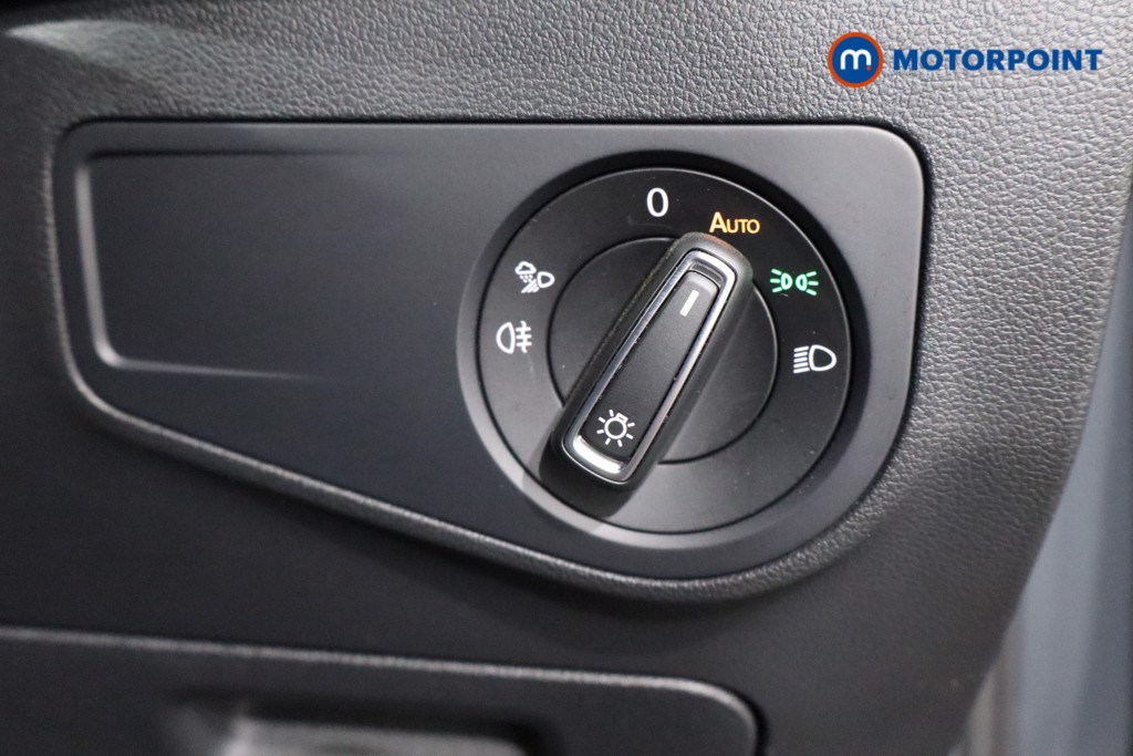 Volkswagen Tiguan R-Line Automatic Diesel SUV - Stock Number (1565992) - 19th supplementary image