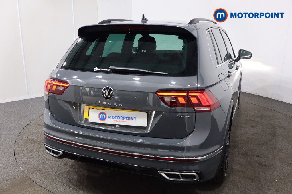 Volkswagen Tiguan R-Line Automatic Diesel SUV - Stock Number (1565992) - 30th supplementary image