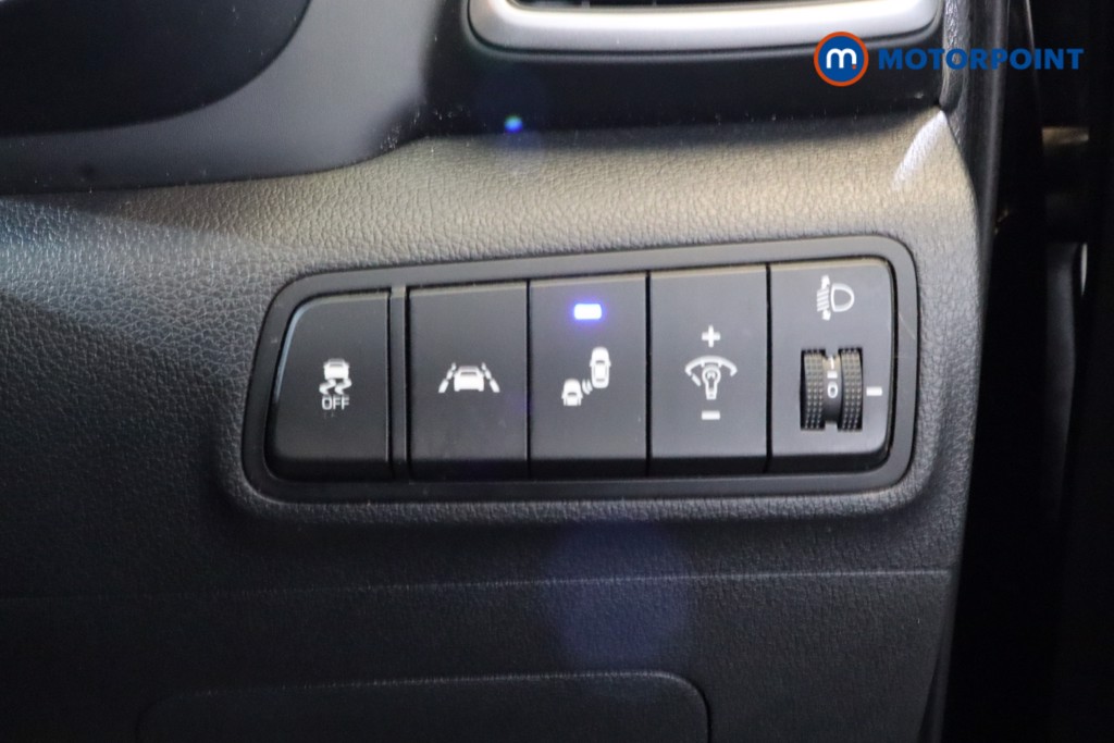 Hyundai Tucson Premium Manual Petrol SUV - Stock Number (1538869) - 6th supplementary image