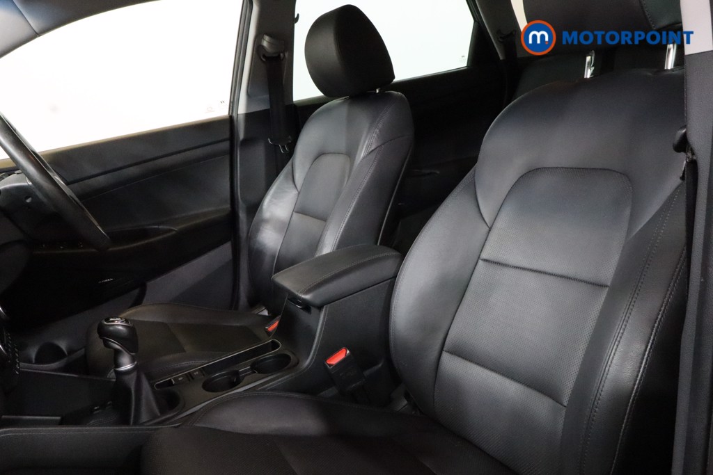 Hyundai Tucson Premium Manual Petrol SUV - Stock Number (1538869) - 14th supplementary image