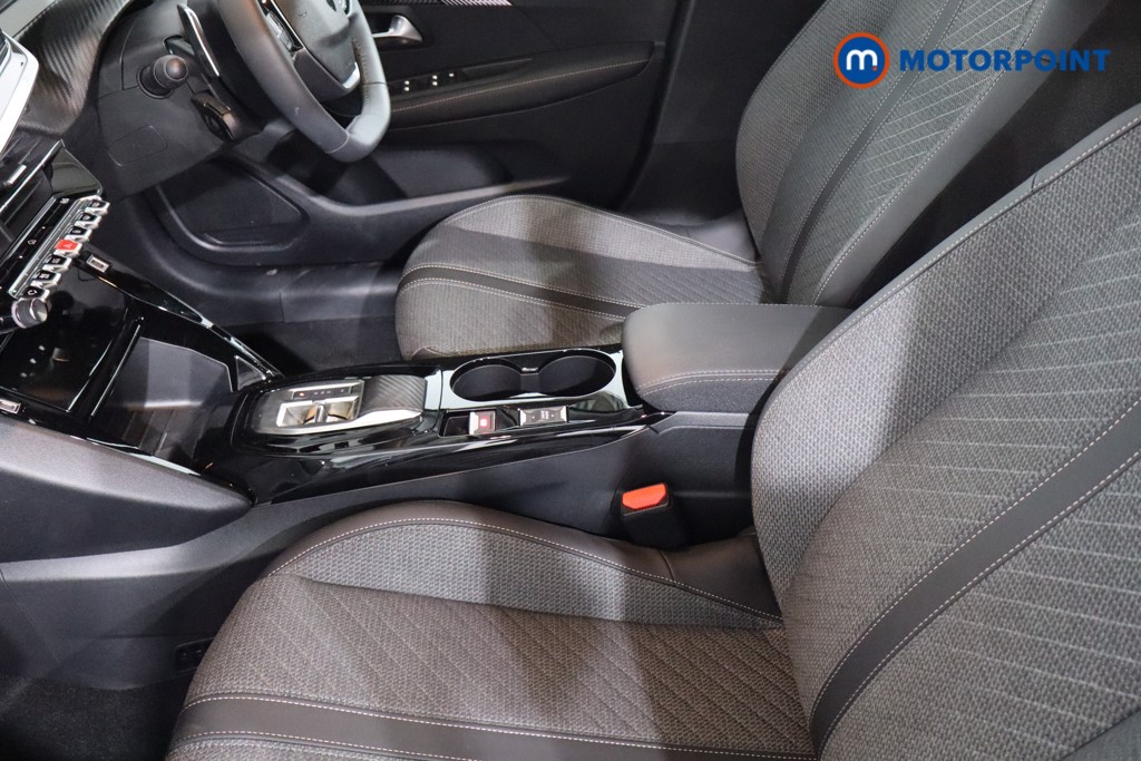 Peugeot 208 Allure Automatic Petrol-Electric Hybrid Hatchback - Stock Number (1540333) - 4th supplementary image