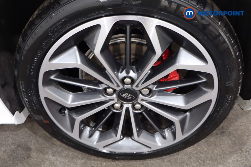 Ford Focus St-Line Vignale Manual Petrol Hatchback - Stock Number (1550882) - 9th supplementary image