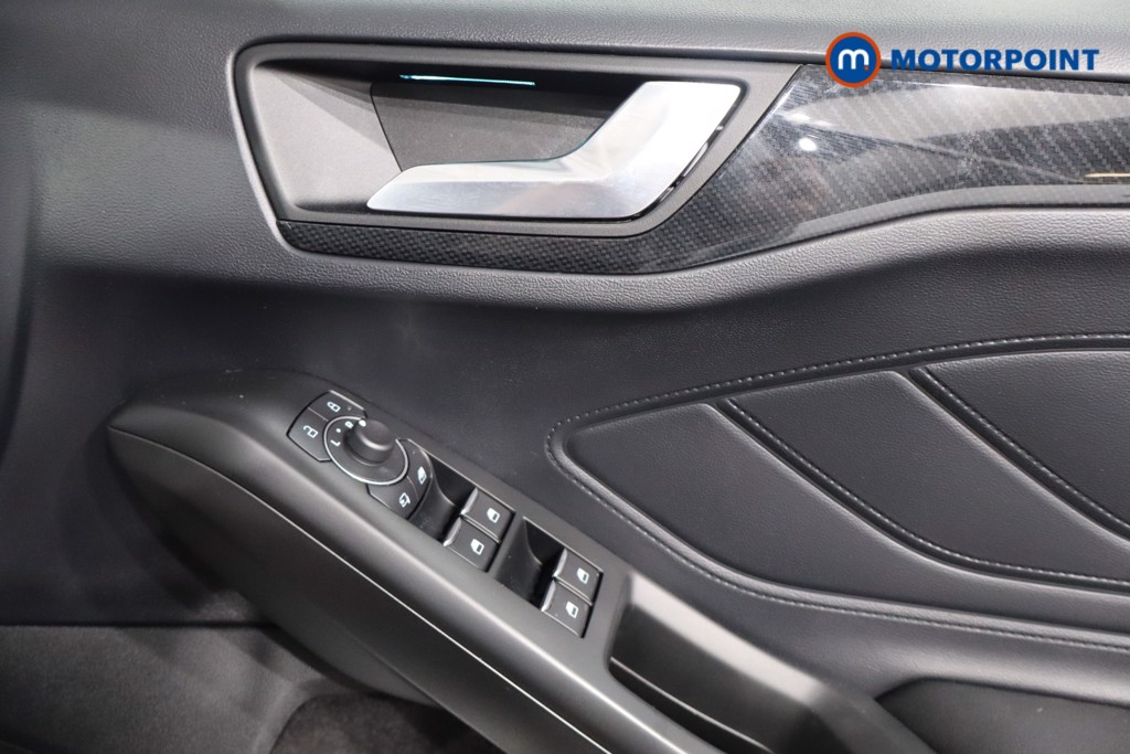 Ford Focus St-Line Vignale Manual Petrol Hatchback - Stock Number (1550882) - 20th supplementary image