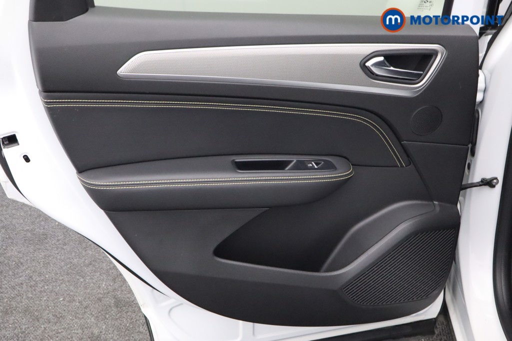 Renault Arkana Techno Automatic Petrol-Electric Hybrid SUV - Stock Number (1556626) - 18th supplementary image