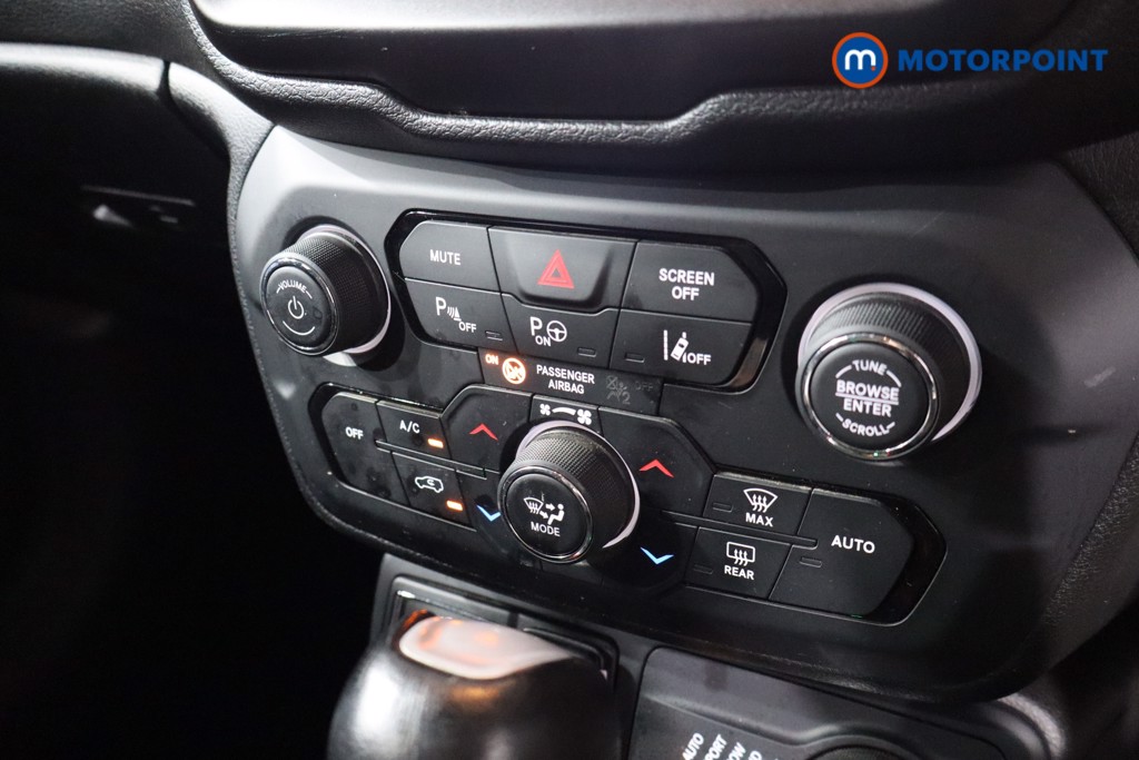 Jeep Renegade Trailhawk Automatic Petrol Plug-In Hybrid SUV - Stock Number (1557832) - 14th supplementary image