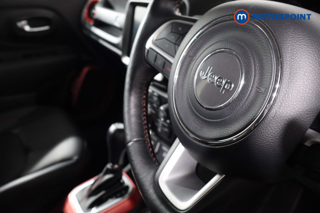 Jeep Renegade Trailhawk Automatic Petrol Plug-In Hybrid SUV - Stock Number (1557832) - 25th supplementary image