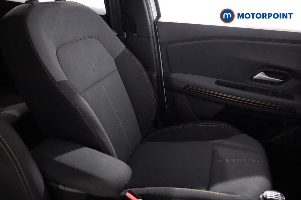 Dacia Jogger Extreme Manual Petrol People Carrier - Stock Number (1561613) - 19th supplementary image