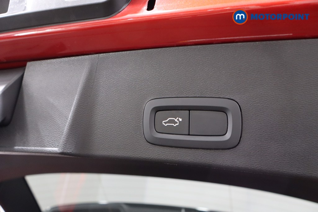 Volvo Xc40 R Design Automatic Petrol SUV - Stock Number (1562675) - 27th supplementary image