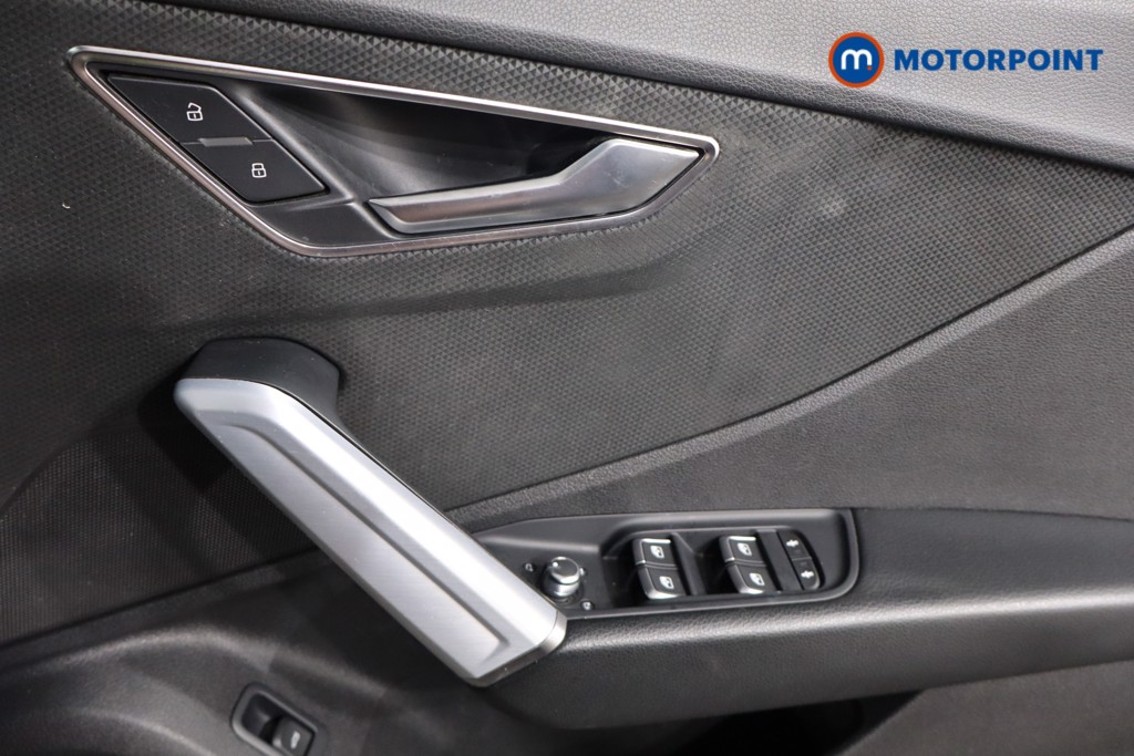 Audi Q2 Black Edition Manual Petrol SUV - Stock Number (1563463) - 20th supplementary image