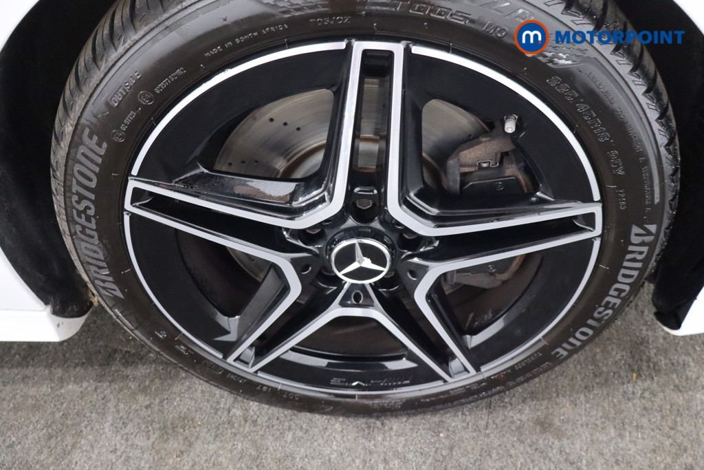 Mercedes-Benz A Class Amg Line Executive Edition Automatic Petrol Hatchback - Stock Number (1565809) - 10th supplementary image