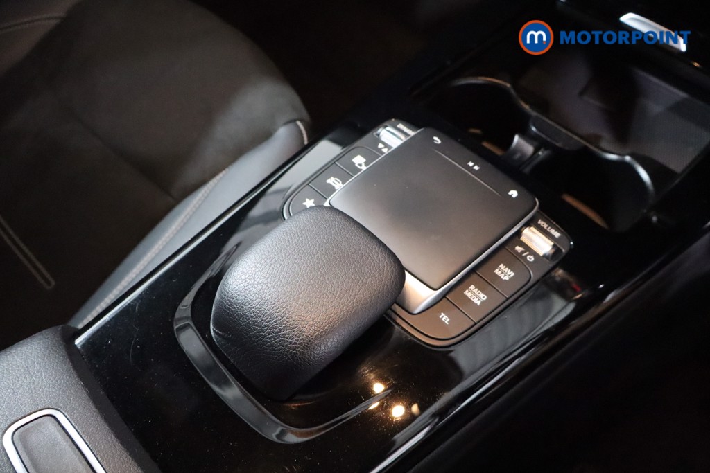 Mercedes-Benz A Class Amg Line Executive Edition Automatic Petrol Hatchback - Stock Number (1565809) - 15th supplementary image