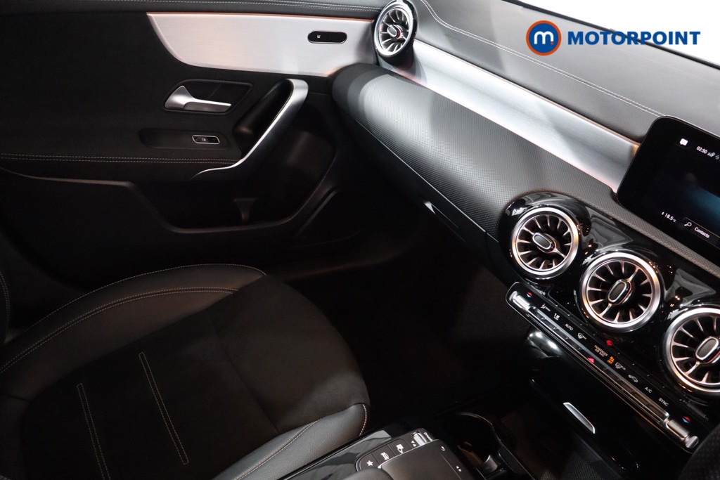 Mercedes-Benz A Class Amg Line Executive Edition Automatic Petrol Hatchback - Stock Number (1565809) - 16th supplementary image