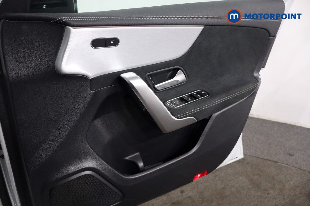 Mercedes-Benz A Class Amg Line Executive Edition Automatic Petrol Hatchback - Stock Number (1565809) - 22nd supplementary image