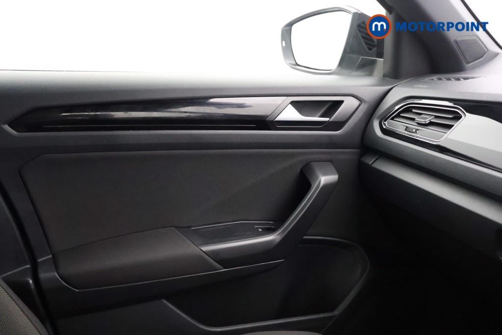 Volkswagen T-Roc Black Edition Automatic Petrol SUV - Stock Number (1550841) - 7th supplementary image