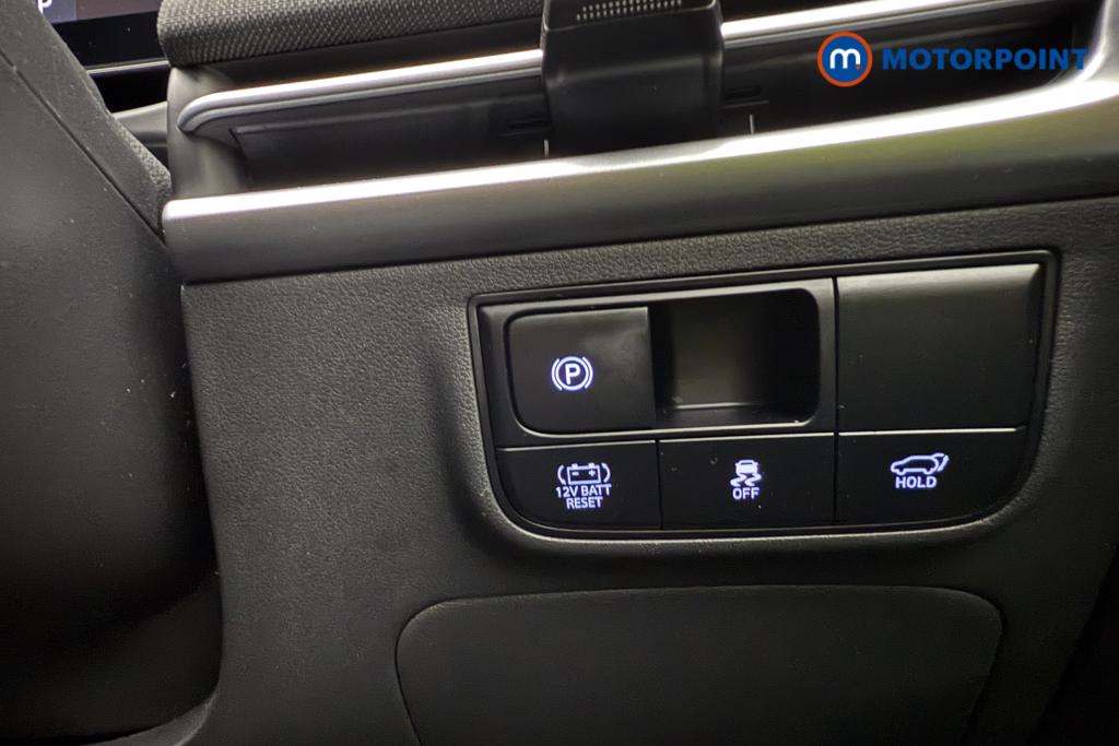 Hyundai Tucson Ultimate Automatic Petrol-Electric Hybrid SUV - Stock Number (1553803) - 17th supplementary image
