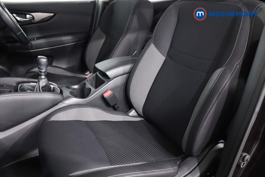 Nissan Qashqai Acenta Premium Manual Diesel SUV - Stock Number (1554557) - 4th supplementary image
